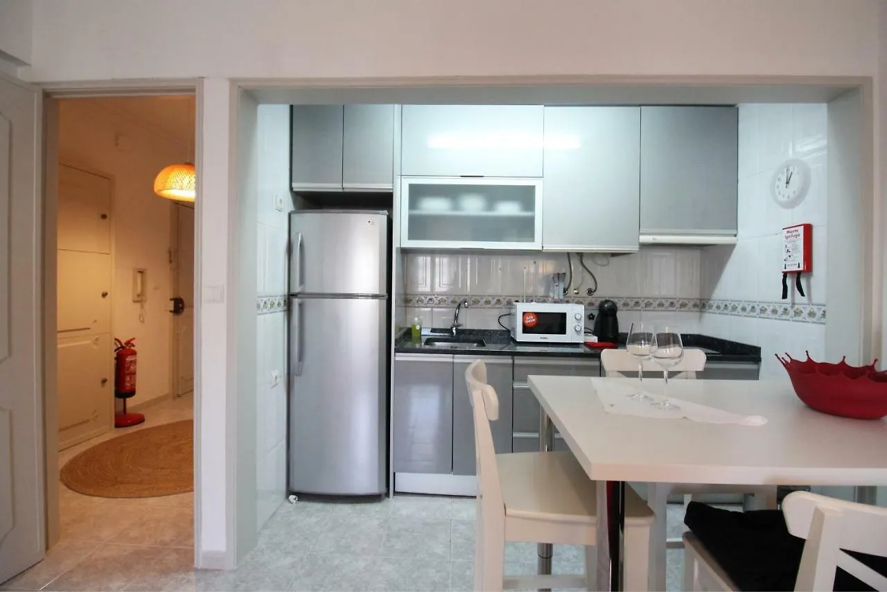 Poppy House In Anjos Apartment Lisbon