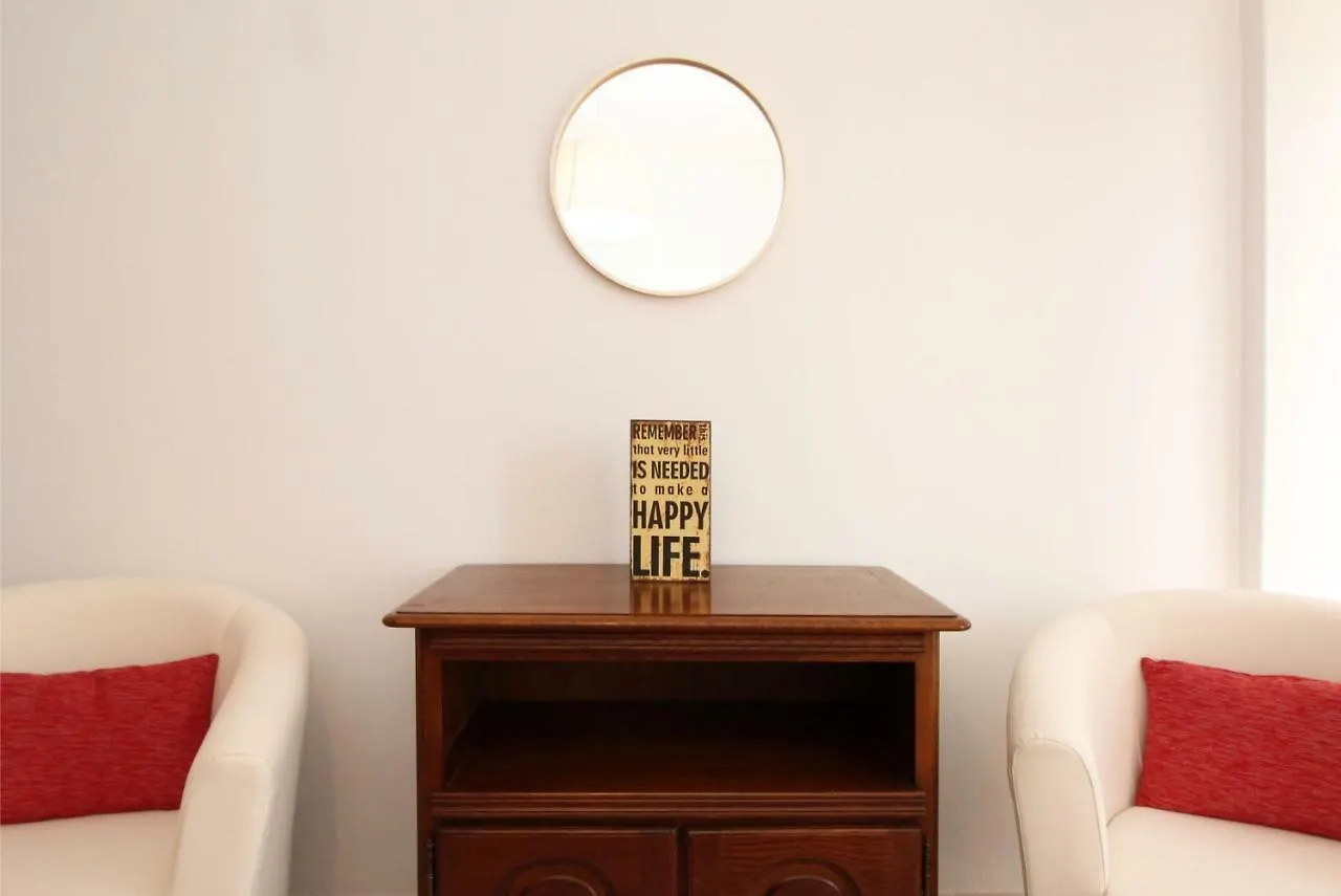 Poppy House In Anjos Apartment Lisbon
