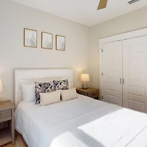 https://laguna-haven.panamacity-beachhotels.com